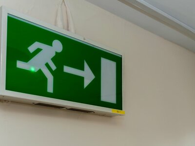 How to Keep Your Emergency Lighting Compliant | phs Compliance
