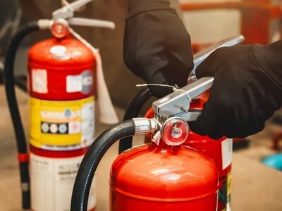 Statutory Compliance vs Best Practice: What You Must Do Legally | phs Compliance