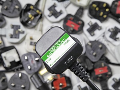 5 Key Signs Your Office Needs Some Electrical Work