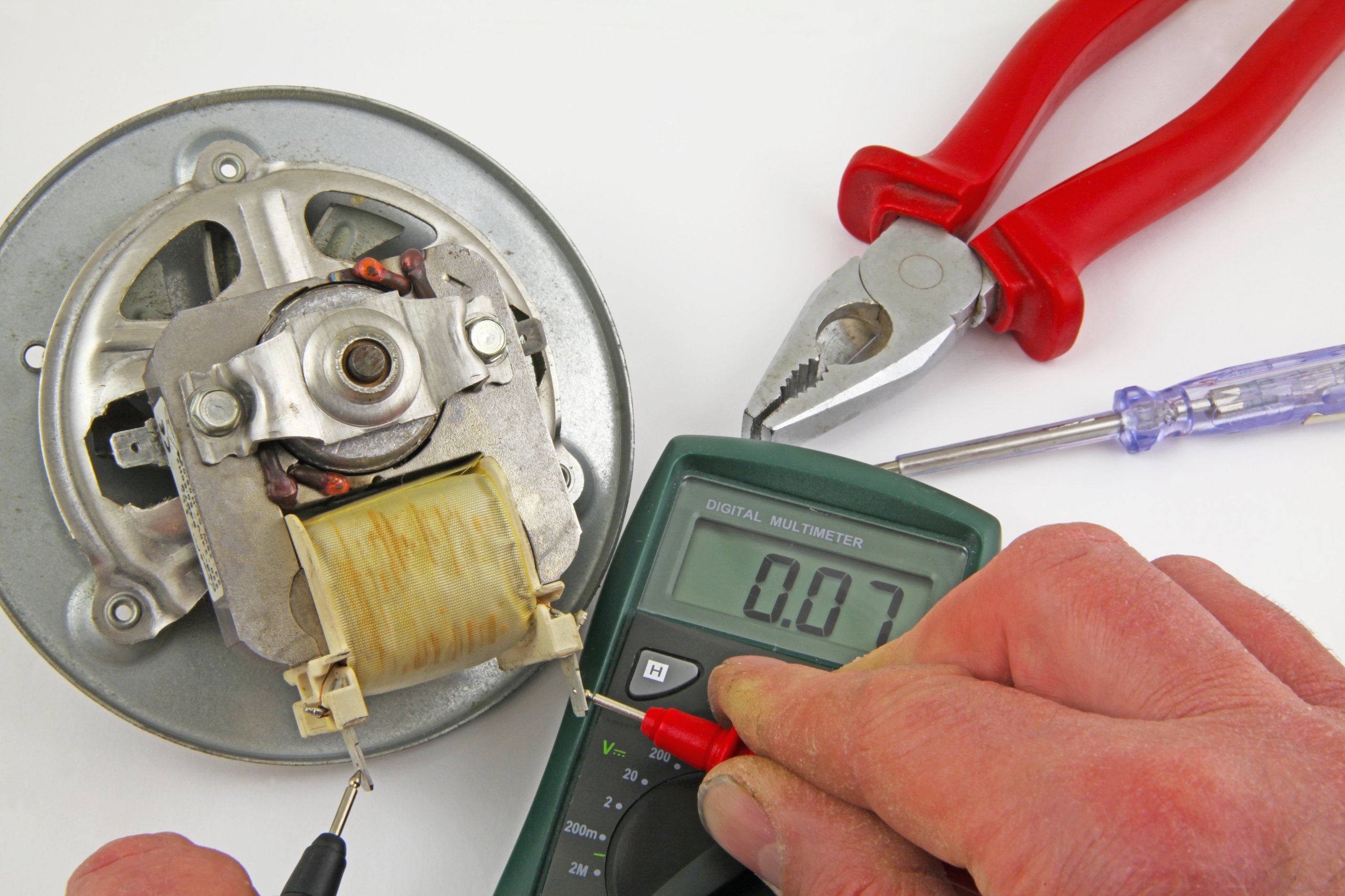 Your Ultimate Guide to Portable Appliance Testing (PAT testing)